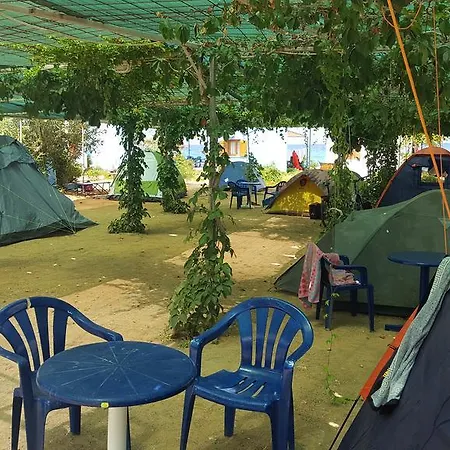 Kemp Camping Caravan